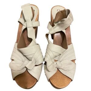Anthropologie Miss Albright Womens Phili Wooden Platform Heels 10B Beige Leather